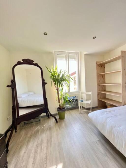 Appartement Le Grenier A Sel - Reims Extérieur photo