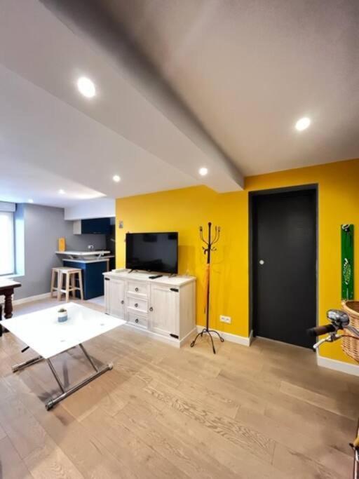 Appartement Le Grenier A Sel - Reims Extérieur photo